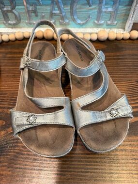 Romika Metallic Leather Comfort Sandals Size 38 Adjustable Germany US 7.5-8